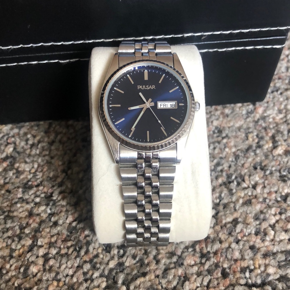 Men’s Pulsar watch